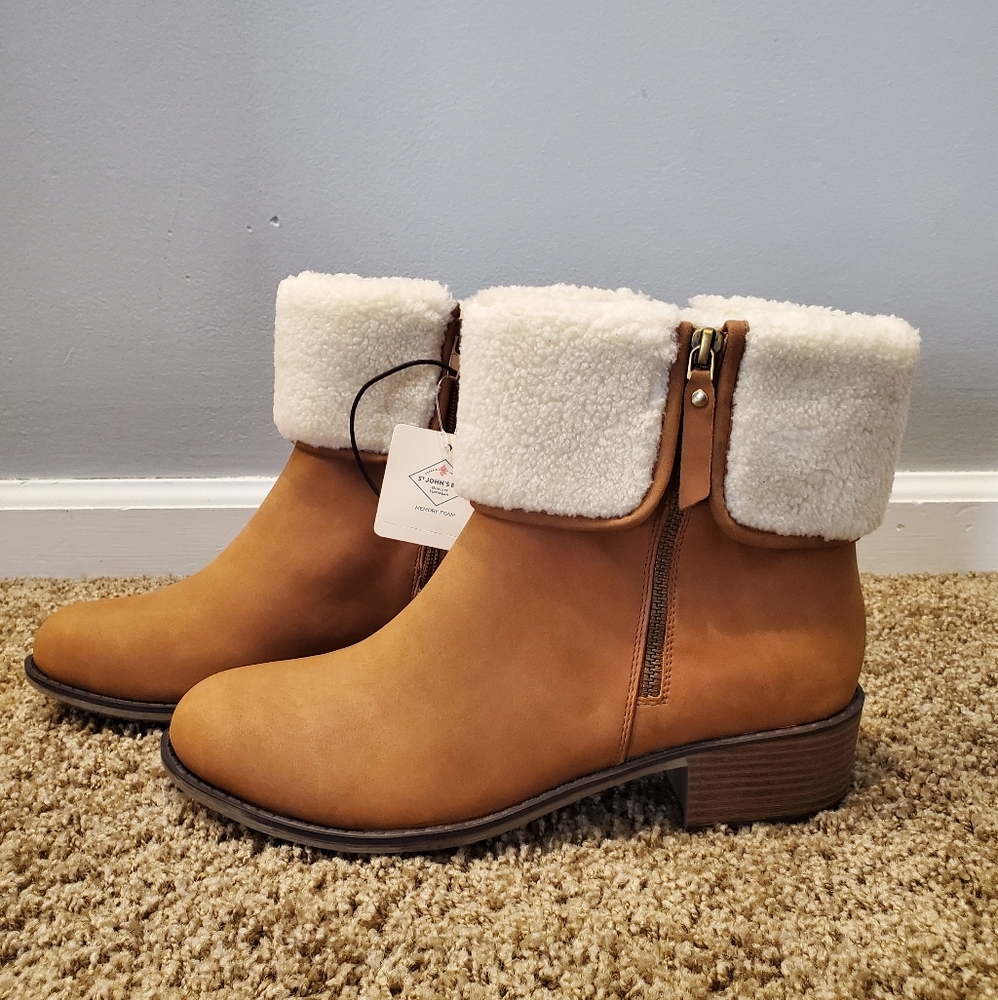 St. John's Bay Womens Brown Dunes Booties Block Heel SIZE 11 NWT